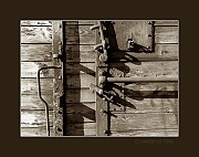 Achter gesloten deuren